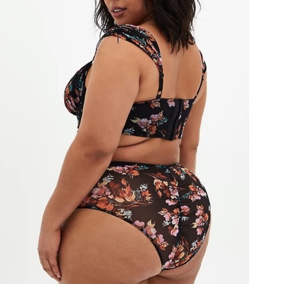 TORRID NWT BLACK FLORAL MESH DRAWSTRING CAP SLEEVE LONGLINE BRALETTE & P… - Picture 4 of 8